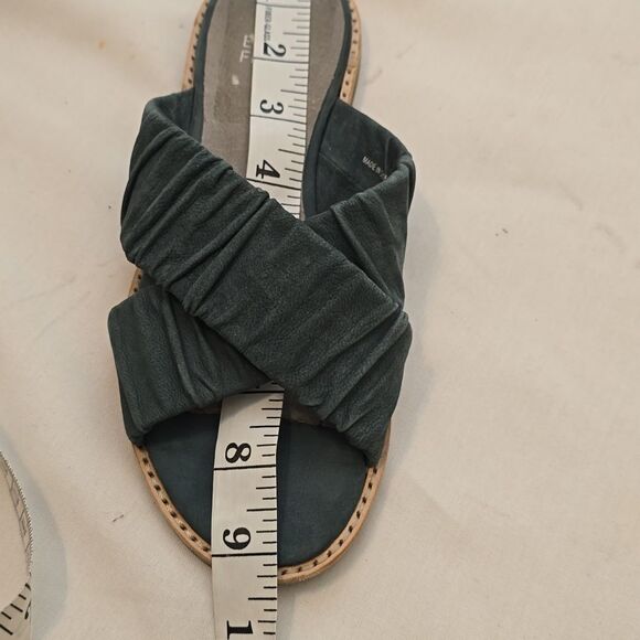 Eileen Fisher Women's Nubuck Leather Criss Cross Tumbled Sandals Black sz 5 - Picture 5 of 5